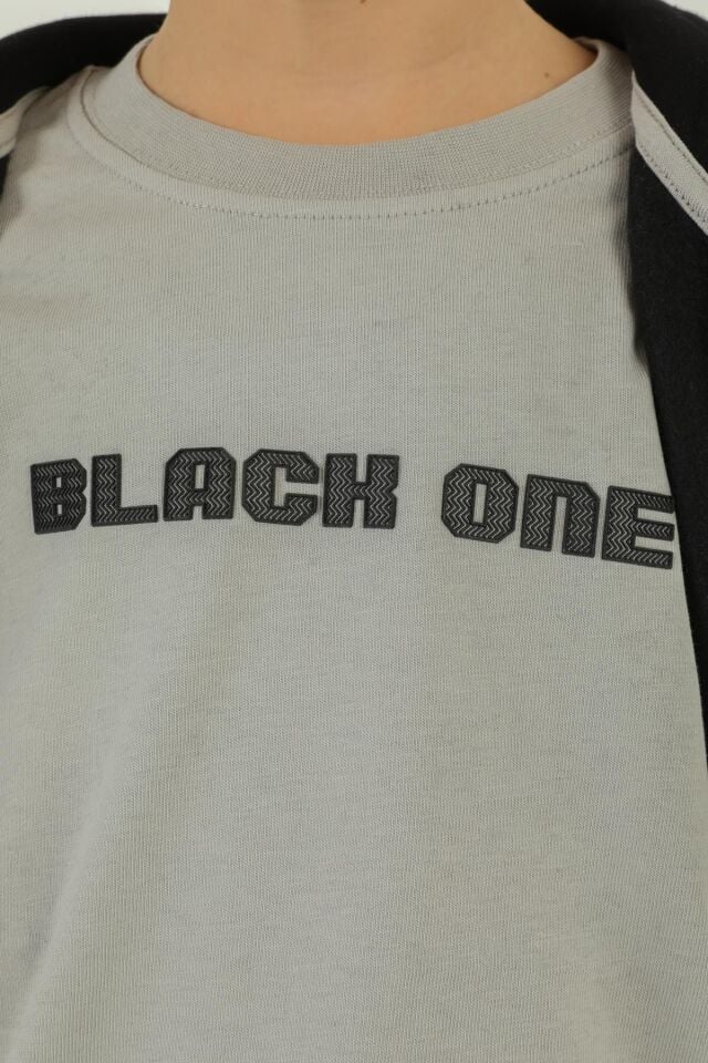 Kapüşonlu 3 Parçadan oluşan Erkek Çocuk Eşofman Takımı