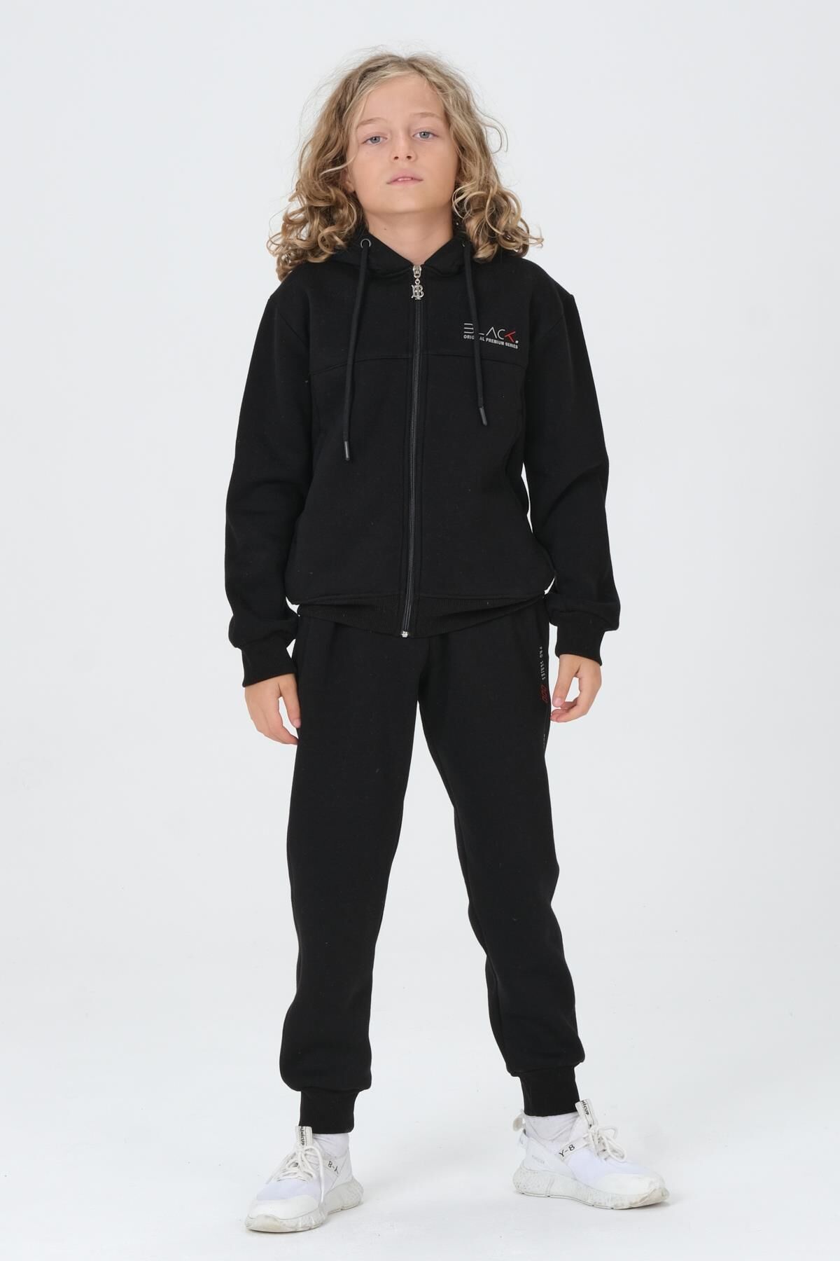 Erkek Çocuk Kapüşonlu Eşofman Takımı