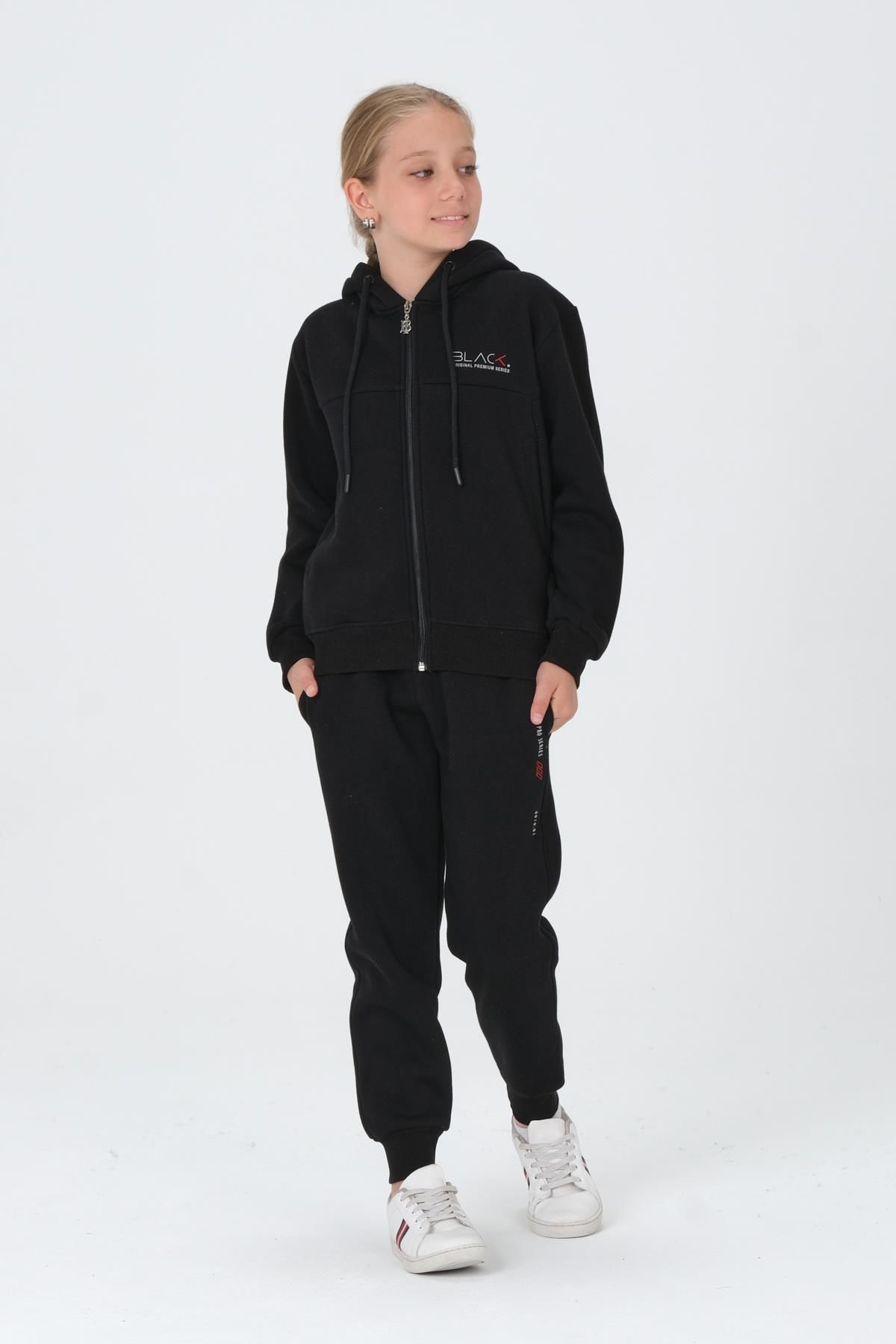 KIZ ÇOCUK ŞARDONLU 3 İPLİK KUMAŞTAN KAPÜŞONLU CEPLİ BASKI DETAYLI ÇİFT CEPLİ ALT ÜST EŞOFMAN TAKIM