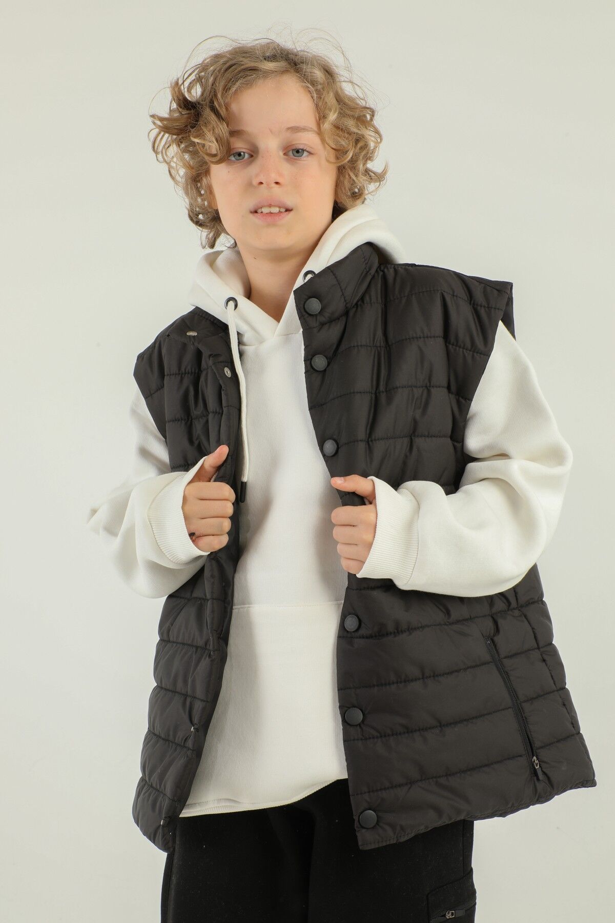 Dik Yaka Fermuar Çift Cep Detaylı Erkek Çocuk Şişme Yelek