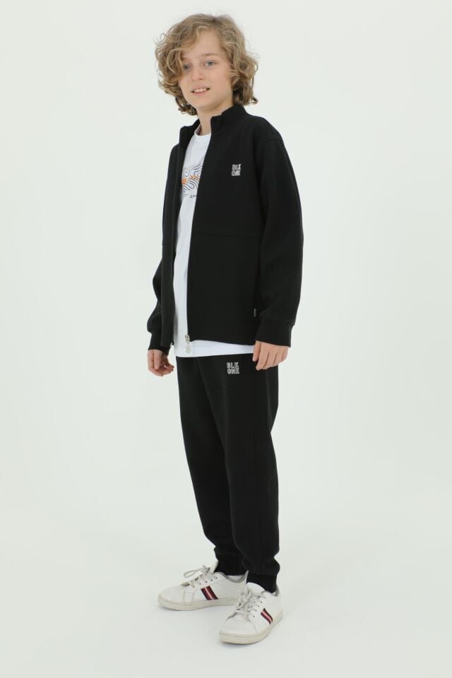 Erkek Çocuk Dik Yaka Baskı Detaylı Çift Cepli Hırkalı Üç Parça Eşofman Takımı