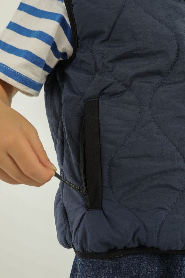 Kapüşonlu Çift Cepli Yelek