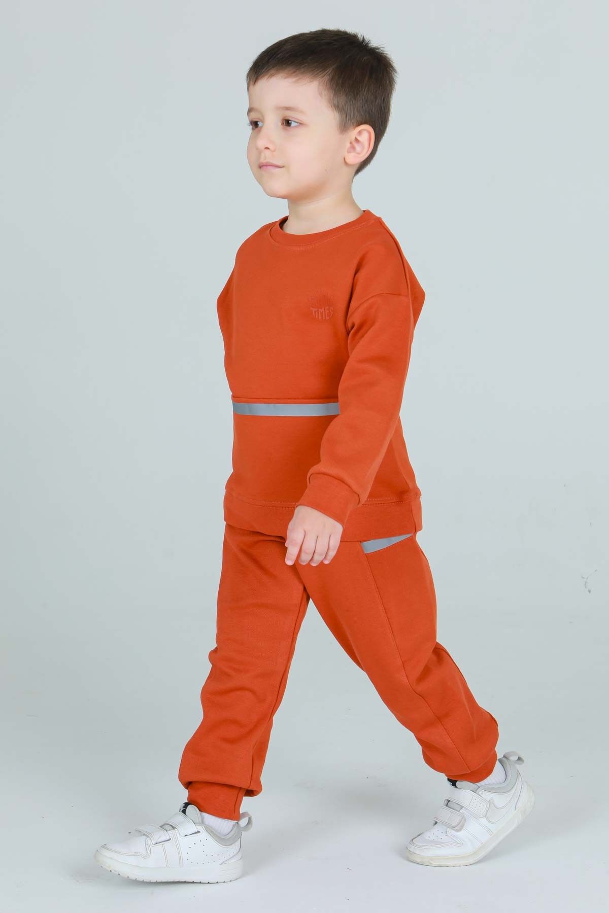 ERKEK ÇOCUK BİSİKLET YAKA EŞOFMAN TAKIM