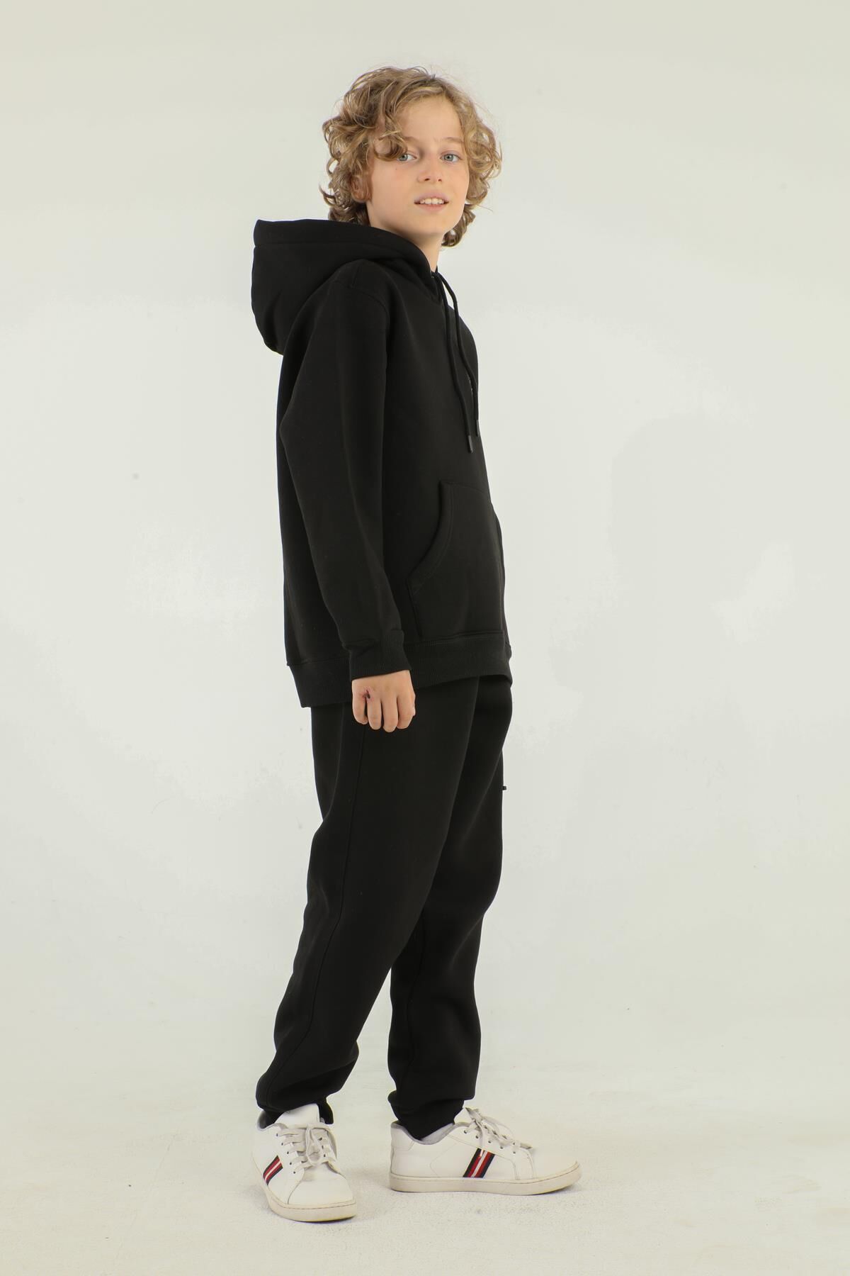 Kapüşonlu Kargo Cepli Baskı Detaylı Erkek Çocuk Eşofman Takımı