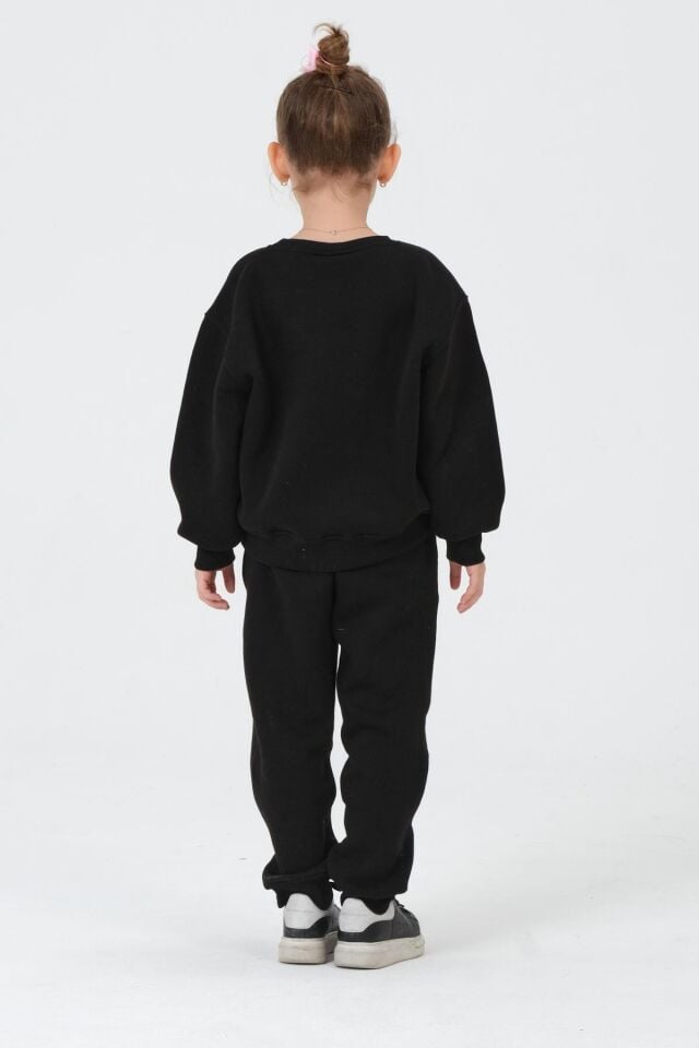 KIZ ÇOCUK BİSİKLET YAKA 3 İPLİK KUMAŞTAN BASKILI ÇOCUK ALT ÜST EŞOFMAN TAKIMI