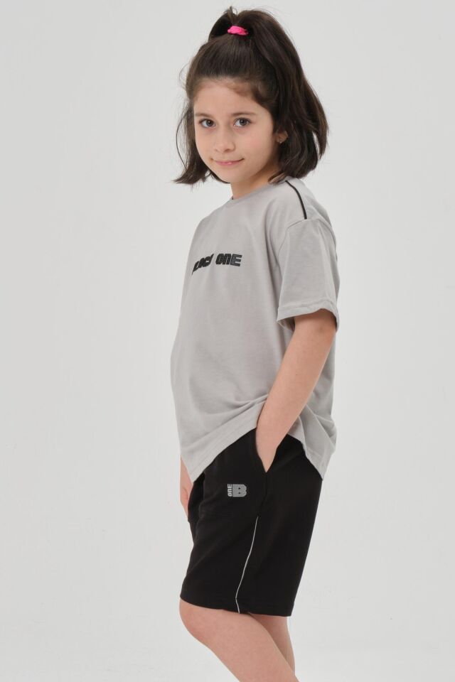 Bisiklet Yaka Baskılı Kız Çocuk T-shırt ve Şort Takımı GRİ - 2-3 Yaş