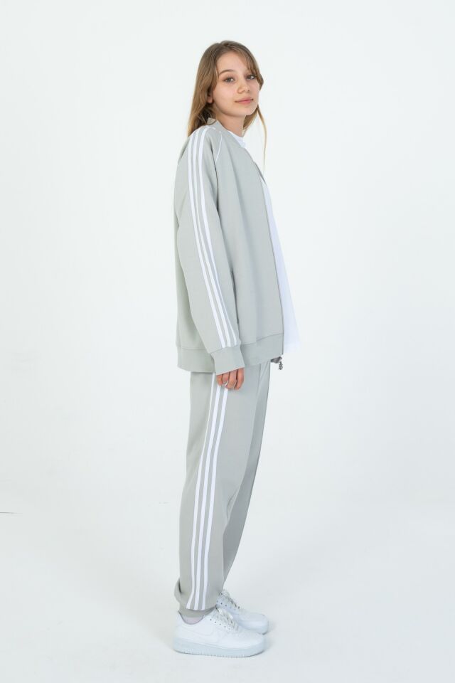 Black One Unisex Çocuk Eşofman Takımı 9‑15 Yaş – Kol Şeritli, Fermuarlı ve Çift Cepli 3’lü Set BOYAMA GRİ - 9-10 Yaş