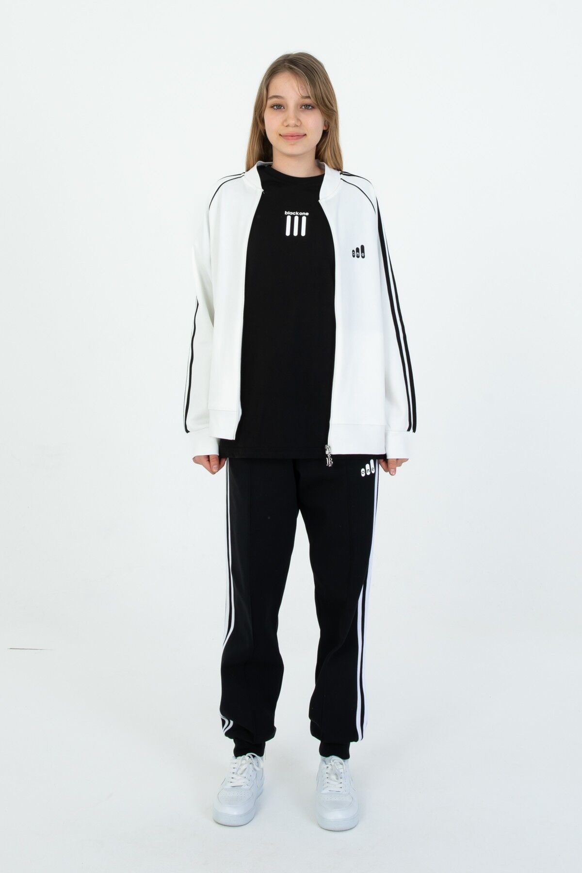 Black One Unisex Çocuk Eşofman Takımı 9‑15 Yaş – Kol Şeritli, Fermuarlı ve Çift Cepli 3’lü Set EKRU - 9-10 Yaş