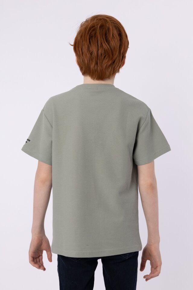 %100 PAMUKLU PETEK KUMAŞTAN TERLETMEYEN BASKILI CEP DETAYLI ERKEK ÇOCUK YAZLIK BİSİKLET YAKA T-SHIRT 10-11 Yaş - YEŞİL