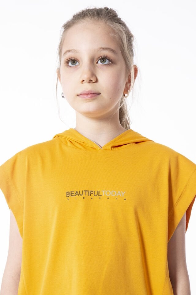 KIZ ÇOCUK YANDAN BAĞLAMALI BASKI DETAYLI KAPÜŞONLU ÜST TAYT TAKIMI