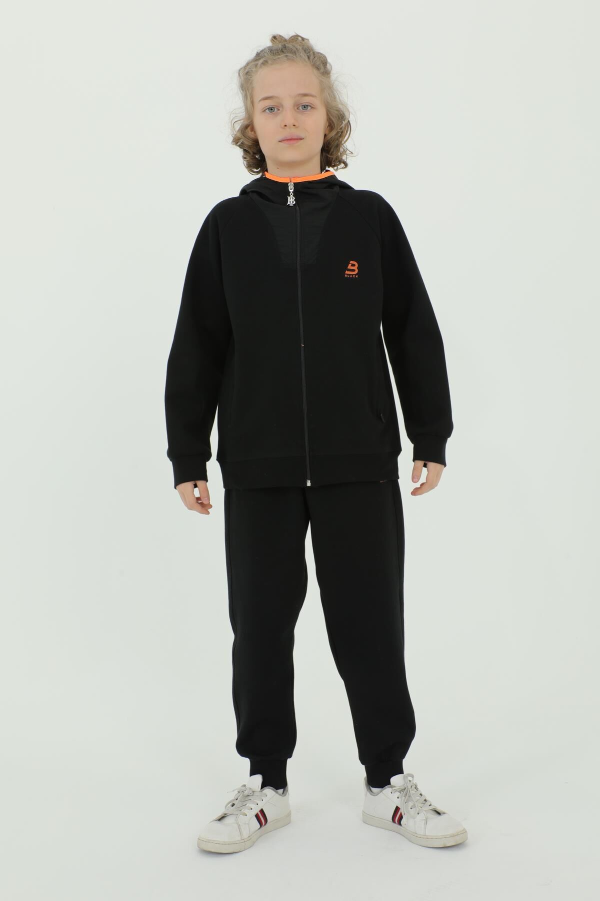 Erkek Çocuk Kapüşonlu Fermuar Baskı Detaylı Çift Cepli Eşofman Takımı