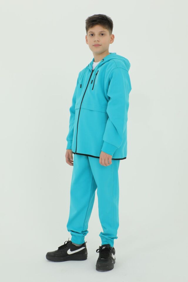 Erkek Çocuk Kapüşonlu Üç Parçadan Oluşan Baskı Detaylı Eşofman Takım LAKE BLUE - 8-9 Yaş
