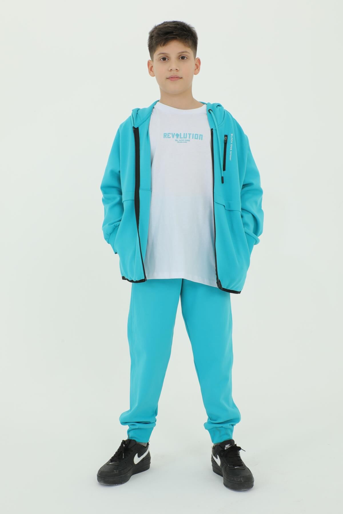 Erkek Çocuk Kapüşonlu Üç Parçadan Oluşan Baskı Detaylı Eşofman Takım LAKE BLUE - 10-11 Yaş