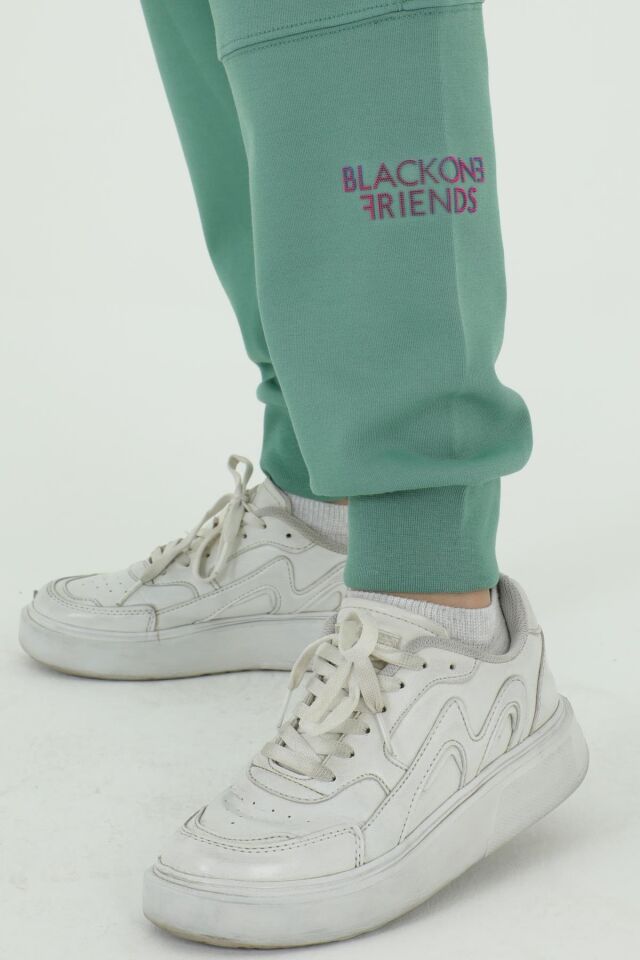 Kız Çocuk Bisiklet Yaka Baskı Detaylı Ayarlanabilir Lastik Bel Eşofman Takımı YEŞİL - 8-9 Yaş