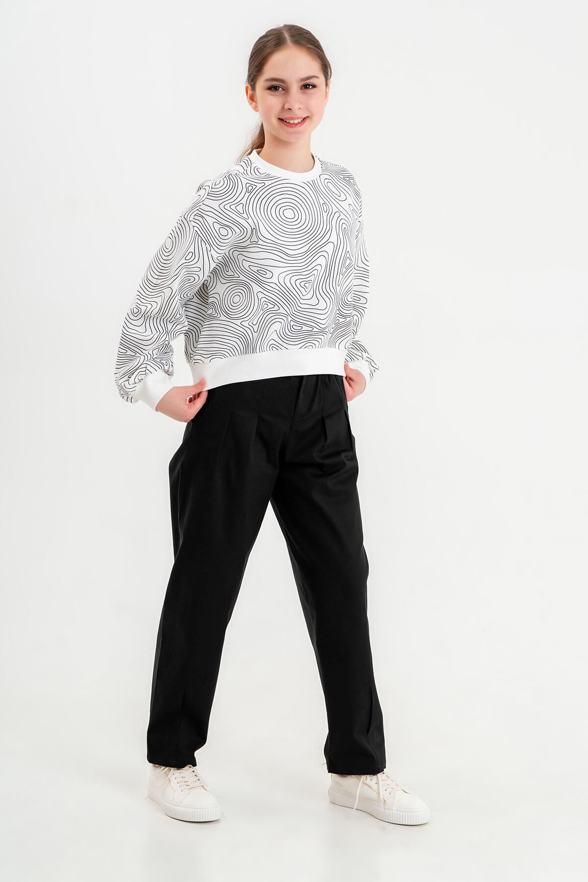 Black One 9-14 Yaş Kız Çocuk Sweat ve Bol Pantolon Takımı – Rahat Günlük Kombin