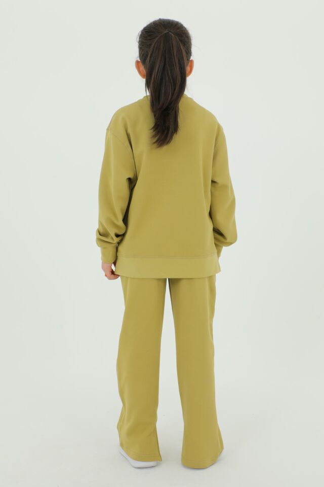 Kız Çocuk Pamuklu Eşofman Takımı – Baskı Detaylı, İspanyol Paça, Bisiklet Yaka ZEYTİN - 11-12 Yaş