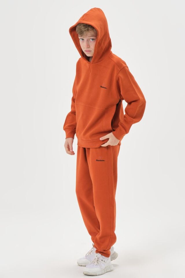 Kapüşonlu Çift Cepli Nakış Detaylı Erkek Çocuk Eşofman Takımı