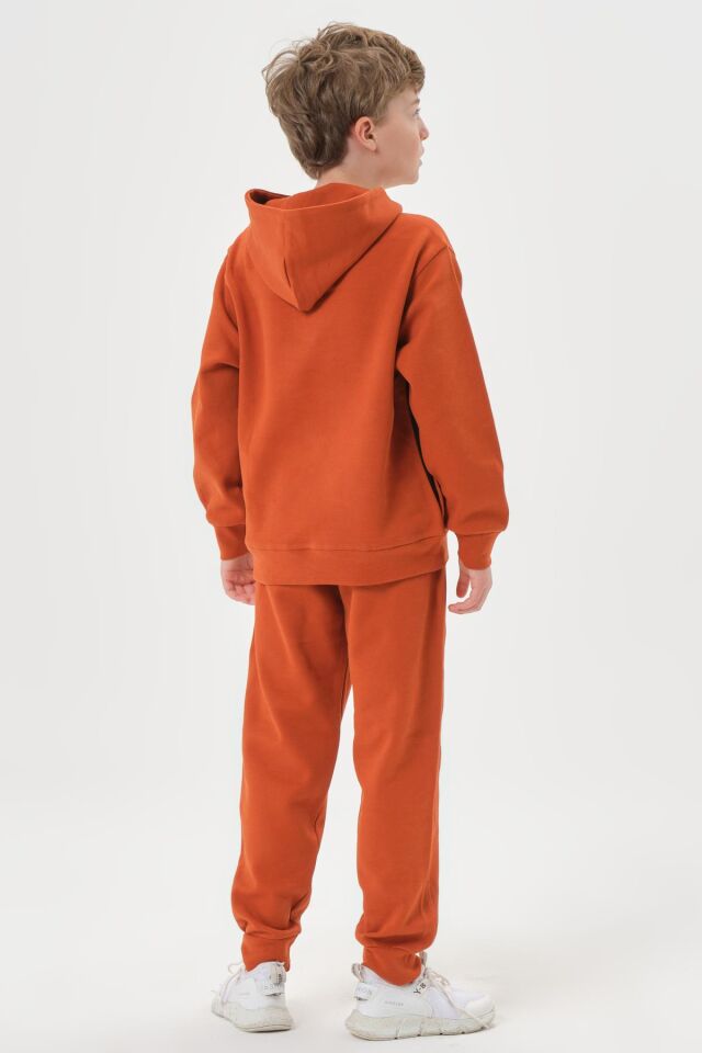 Kapüşonlu Çift Cepli Nakış Detaylı Erkek Çocuk Eşofman Takımı