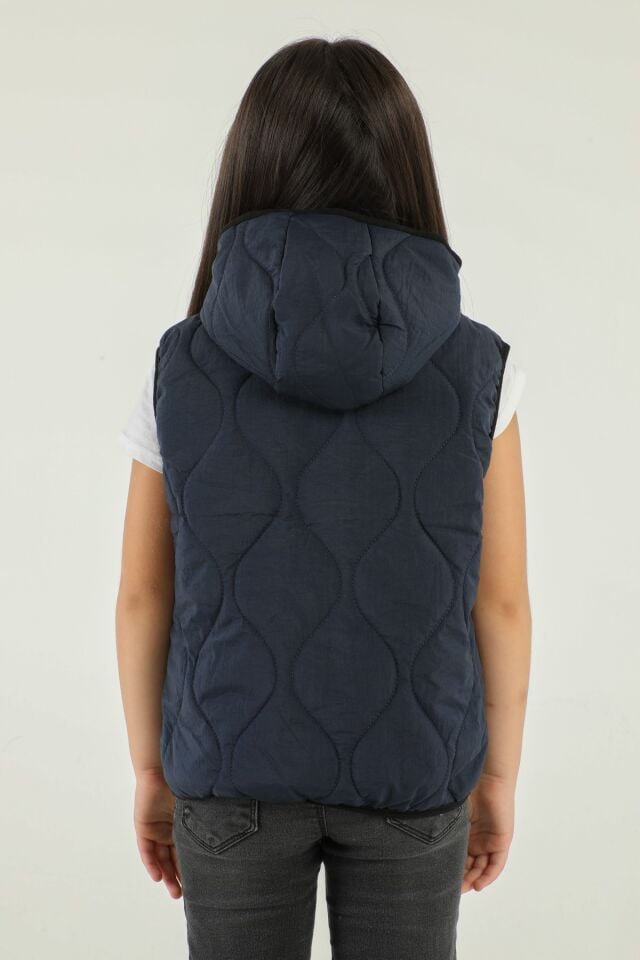 Kapüşonlu Çift Cepli Yelek