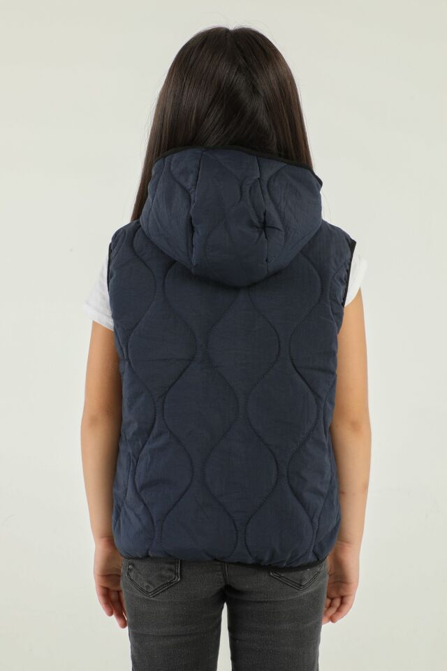 Kapüşonlu Çift Cepli Yelek