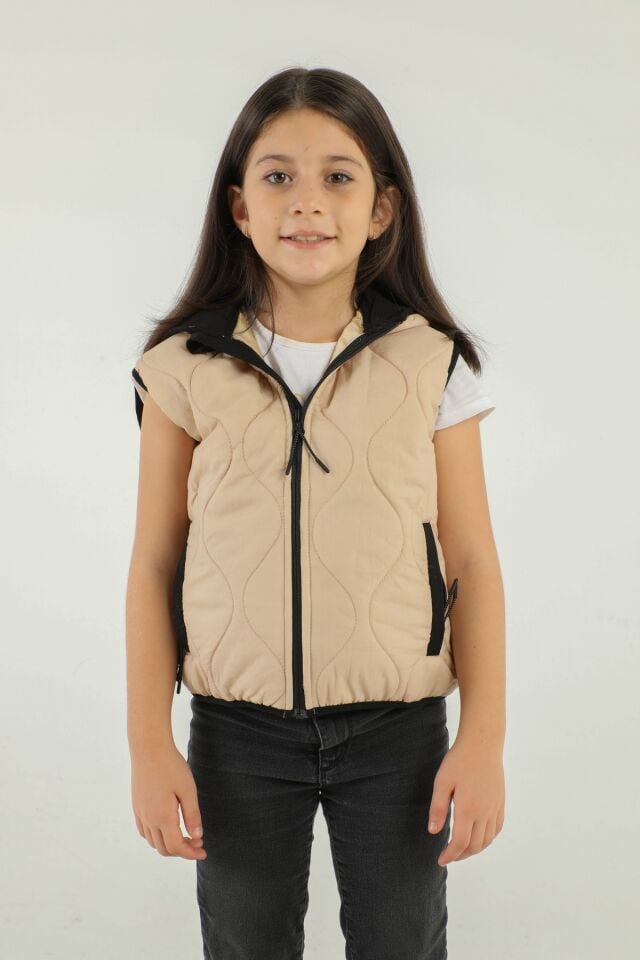 Kapüşonlu Çift Cepli Yelek