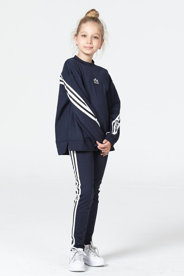 Black One Kız Çocuk Şerit Detaylı Salaş Sweat ve Tayt Spor Takım – Rahat Kesim, Yumuşak Kumaş 8-9 Yaş - LACİVERT