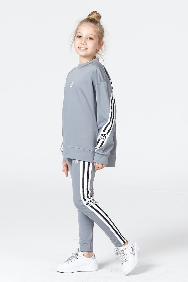 Black One Kız Çocuk Şerit Detaylı Salaş Sweat ve Tayt Spor Takım – Rahat Kesim, Yumuşak Kumaş 11-12 Yaş - GRİ