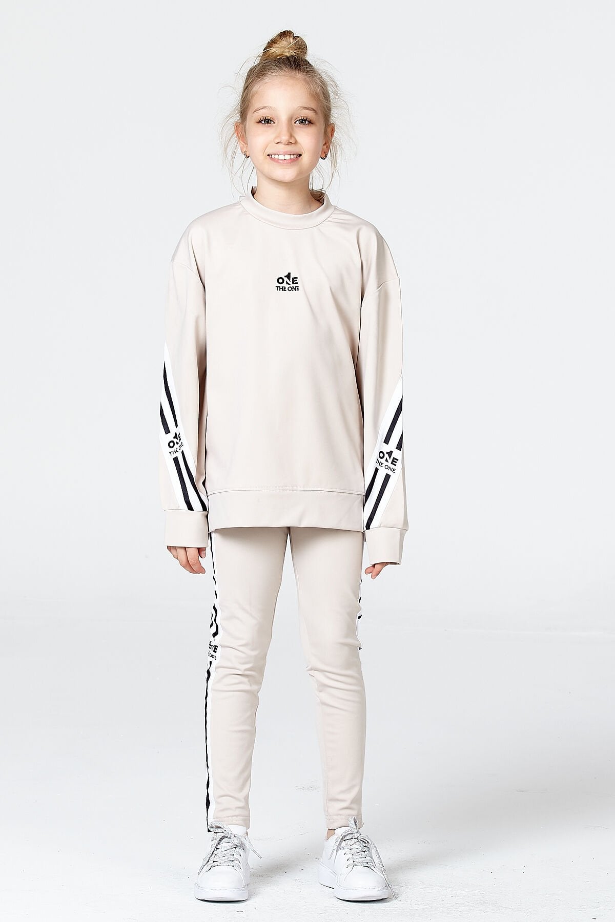 Black One Kız Çocuk Şerit Detaylı Salaş Sweat ve Tayt Spor Takım – Rahat Kesim, Yumuşak Kumaş 11-12 Yaş - TAŞ