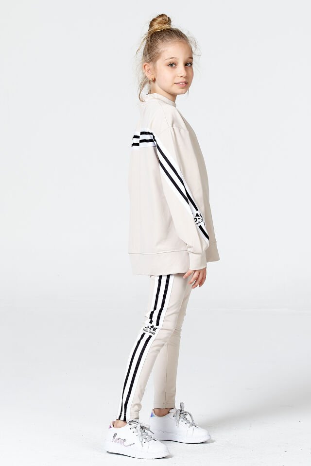 Black One Kız Çocuk Şerit Detaylı Salaş Sweat ve Tayt Spor Takım – Rahat Kesim, Yumuşak Kumaş 11-12 Yaş - TAŞ