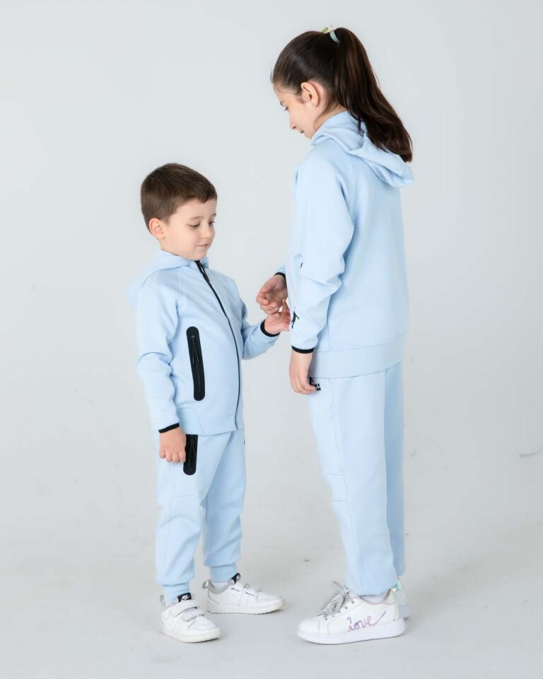ERKEK/KIZ ÇOCUK KAPÜŞONLU LİKRALI EŞOFMAN TAKIM MAVİ - 6-7 Yaş