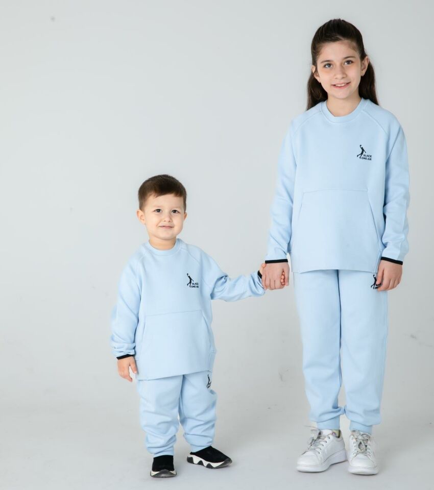 MAVİ