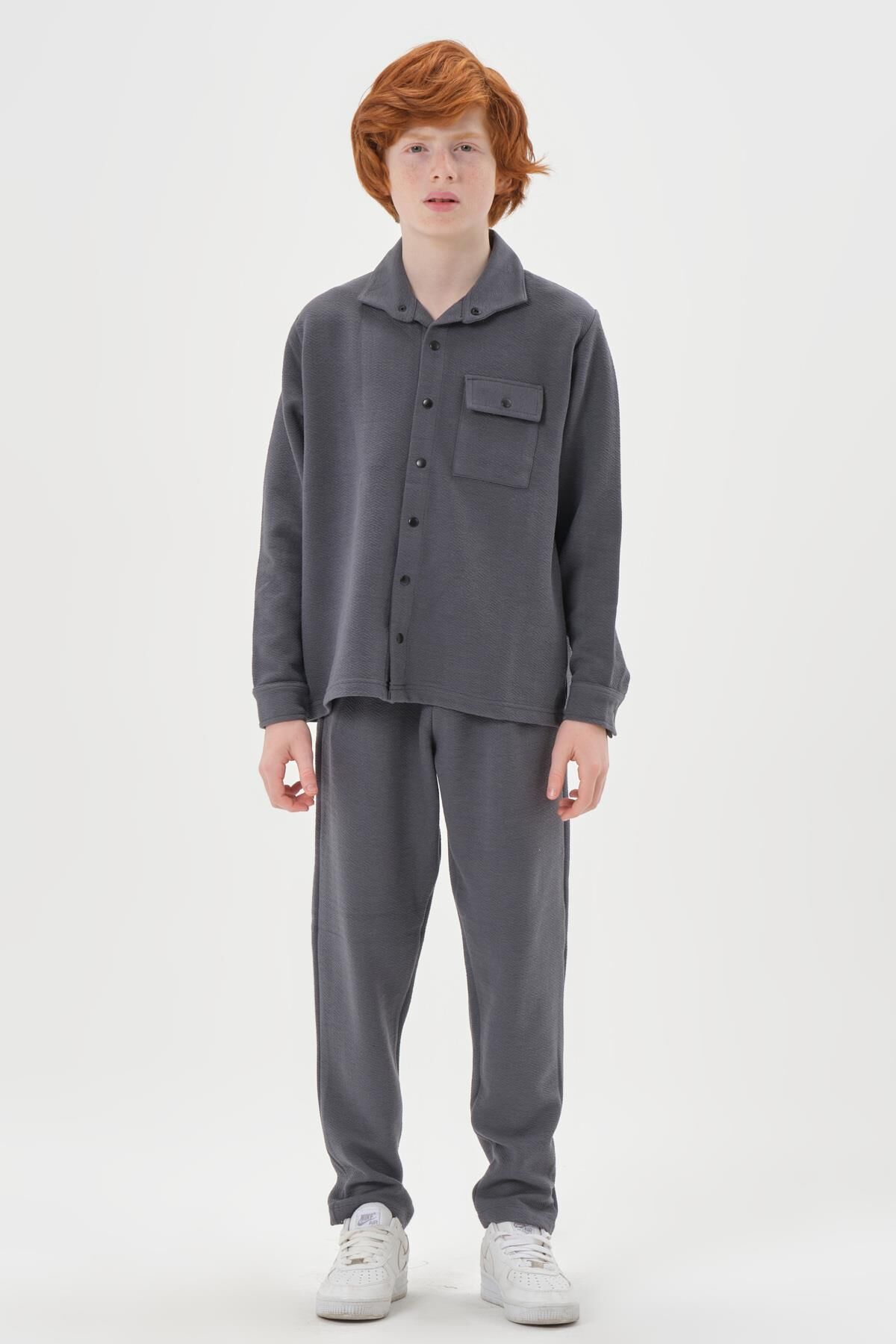 Black One Çocuk Jakarlı Kibrit Desen Düğme Detaylı Alt-Üst Takım – Rahat Kalıp FÜME - 2-3 Yaş