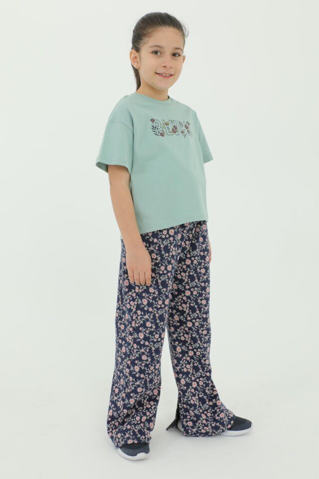 Bisiklet Yaka Baskı Detaylı Çiçekli Kız Çocuk Alt Üst Takım ÇAĞLA - 2-3 Yaş