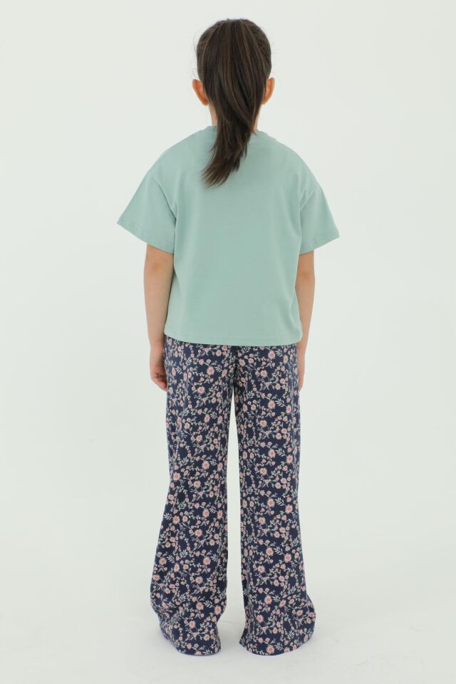 Bisiklet Yaka Baskı Detaylı Çiçekli Kız Çocuk Alt Üst Takım ÇAĞLA - 2-3 Yaş