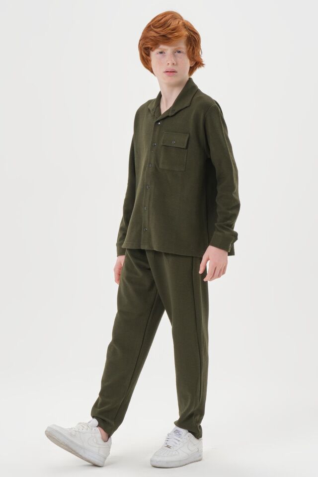 Black One Çocuk Jakarlı Kibrit Desen Düğme Detaylı Alt-Üst Takım – Rahat Kalıp HAKİ - 5-6 Yaş