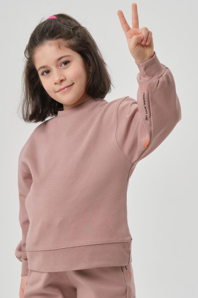 KIZ ÇOCUK BİSİKLET YAKA ÇELİKLİ İNTERLOK KUAMŞTAN BASKI DETAYLI EŞOFMAN ALT ÜST TAKIMI KOYU VİZON - 3-4 Yaş