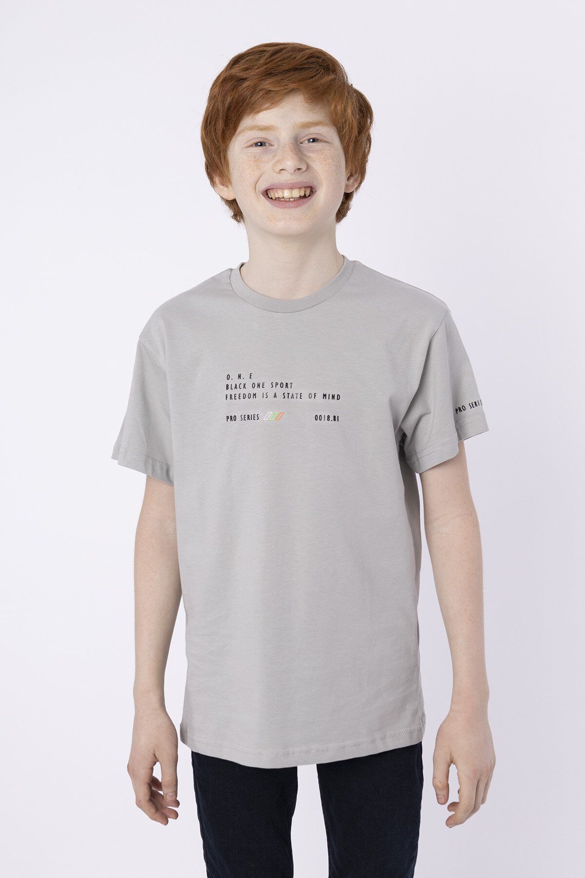 %100 PAMUK SÜPREM KUMAŞTAN ENJEKSİYON BASKILI ERKEK ÇOCUK T-SHIRT YAZLIK BİSİKLET YAKA BLACK ONE 8-9 Yaş - GRİ