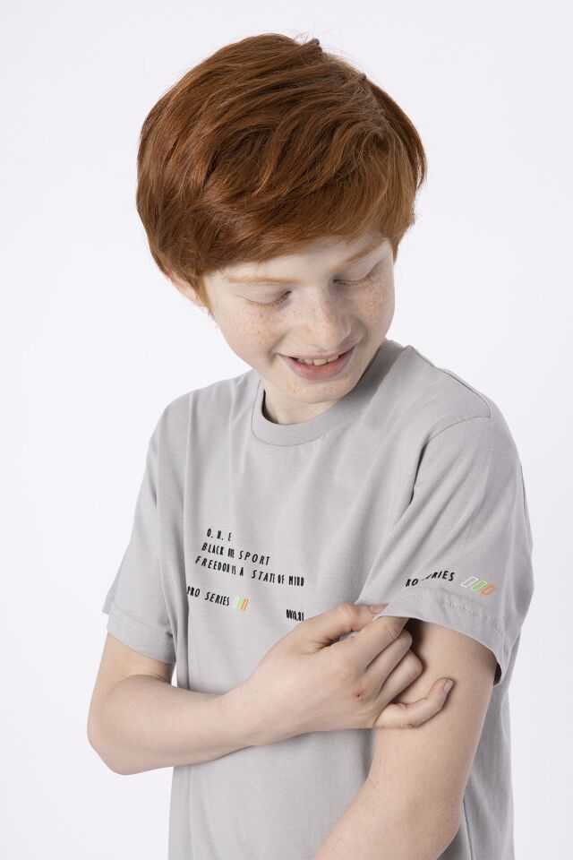 %100 PAMUK SÜPREM KUMAŞTAN ENJEKSİYON BASKILI ERKEK ÇOCUK T-SHIRT YAZLIK BİSİKLET YAKA BLACK ONE 8-9 Yaş - GRİ