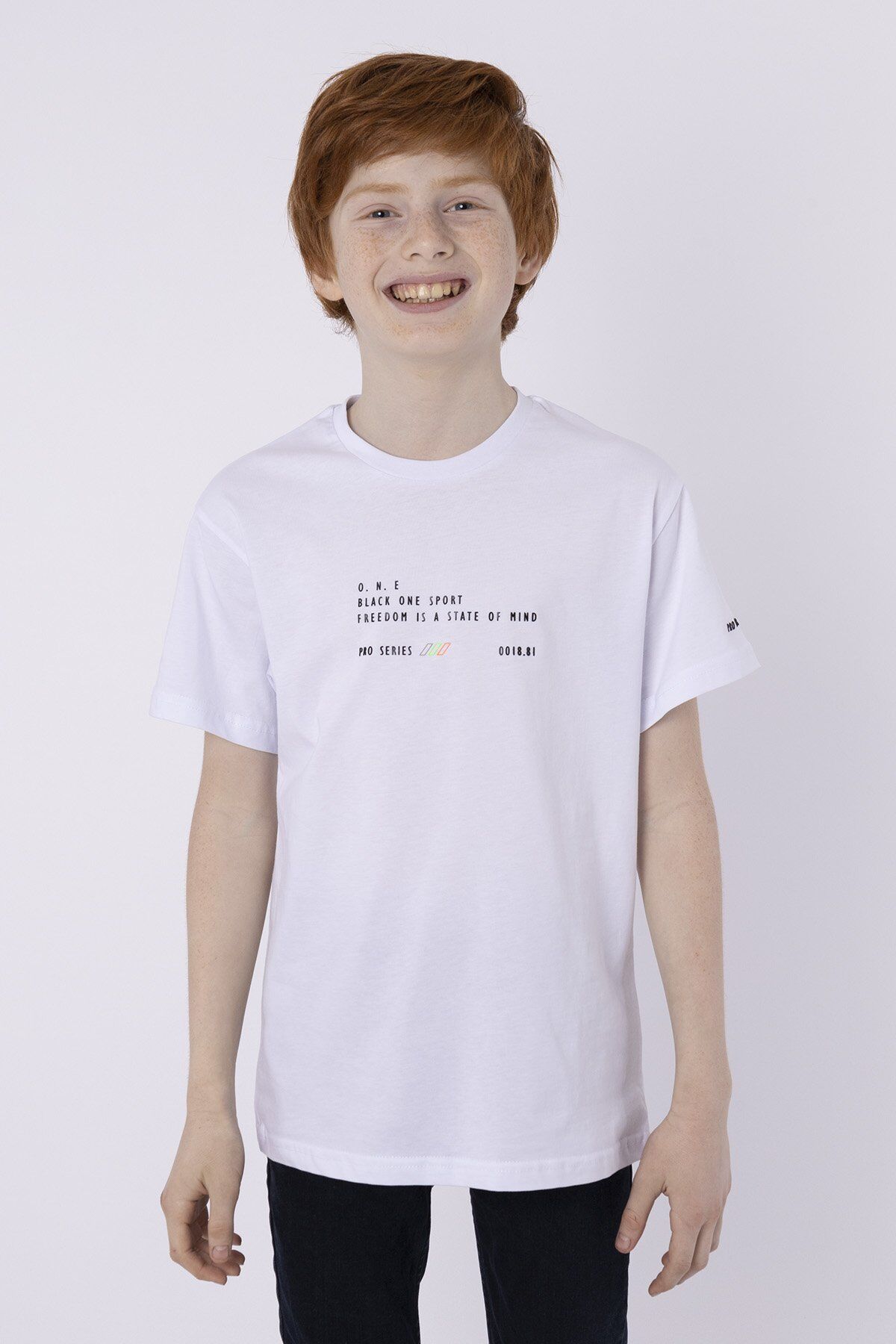 %100 PAMUK SÜPREM KUMAŞTAN ENJEKSİYON BASKILI ERKEK ÇOCUK T-SHIRT YAZLIK BİSİKLET YAKA BLACK ONE 8-9 Yaş - BEYAZ
