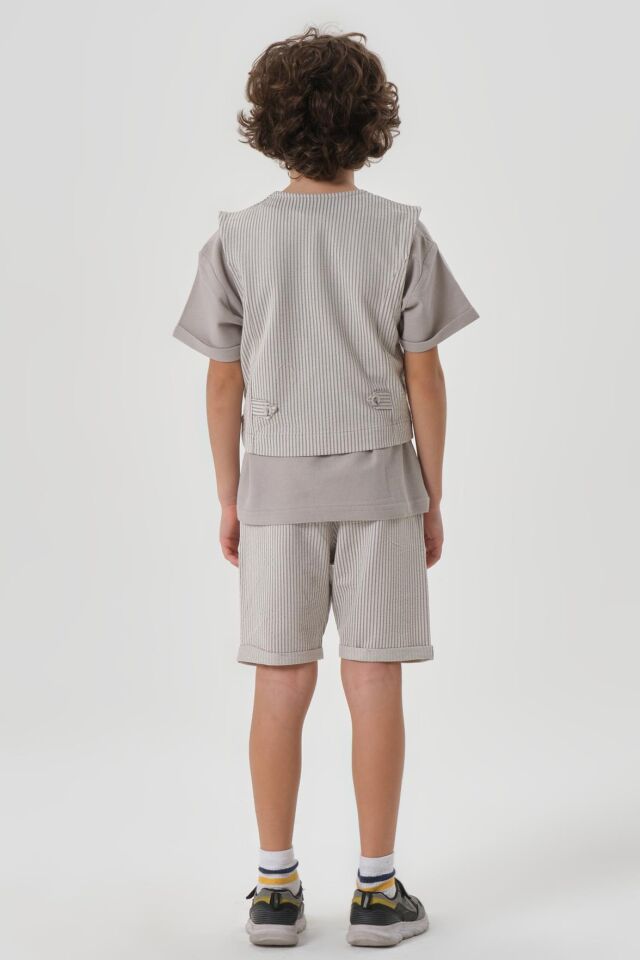 Petek Kumaştan Baskı Detaylı Erkek Çocuk Alt Şort Üst Bisiklet Yaka T-shırt Yelek Takımı GRİ - 3-4 Yaş