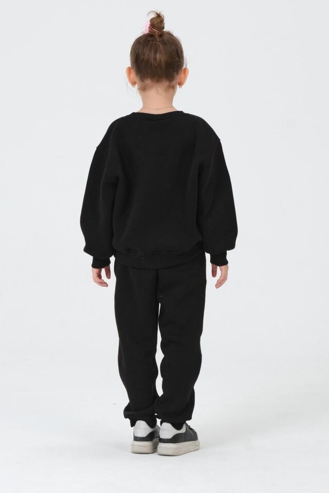 KIZ ÇOCUK BİSİKLET YAKA 3 İPLİK KUMAŞTAN BASKILI ÇOCUK ALT ÜST EŞOFMAN TAKIMI