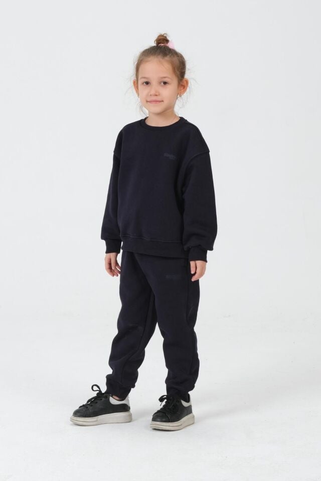 KIZ ÇOCUK BİSİKLET YAKA 3 İPLİK KUMAŞTAN BASKILI ÇOCUK ALT ÜST EŞOFMAN TAKIMI