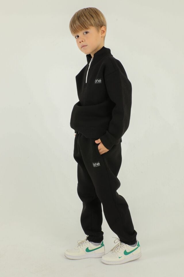 Dik Yaka Baskı Detaylı Eşofman Takım