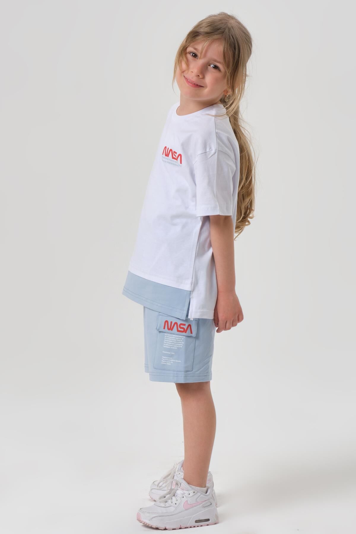 SÜPREM KUMAŞTAN YAZLIK BASKI DETAYLI CEPLİ KORDONLU KIZ ÇOCUK ALT ÜST TAKIM