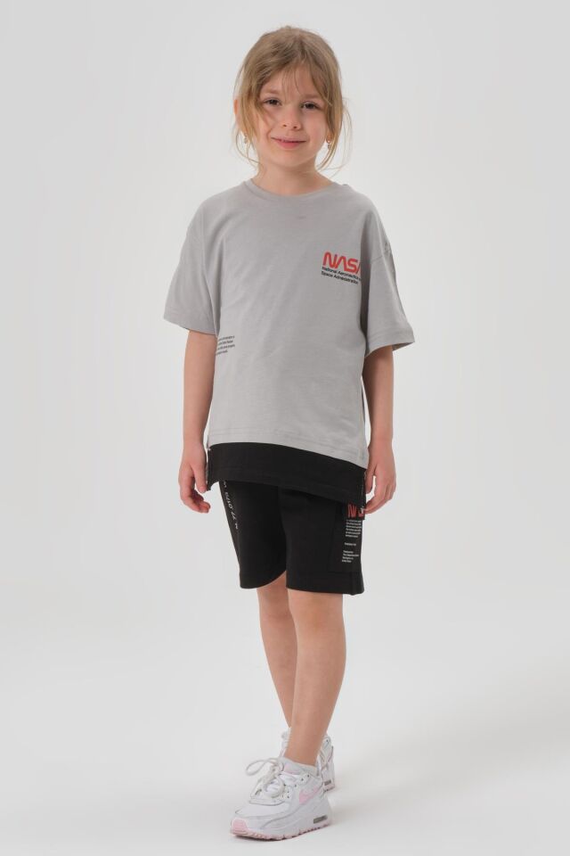 SÜPREM KUMAŞTAN YAZLIK BASKI DETAYLI CEPLİ KORDONLU KIZ ÇOCUK ALT ÜST TAKIM GRİ - 5-6 Yaş