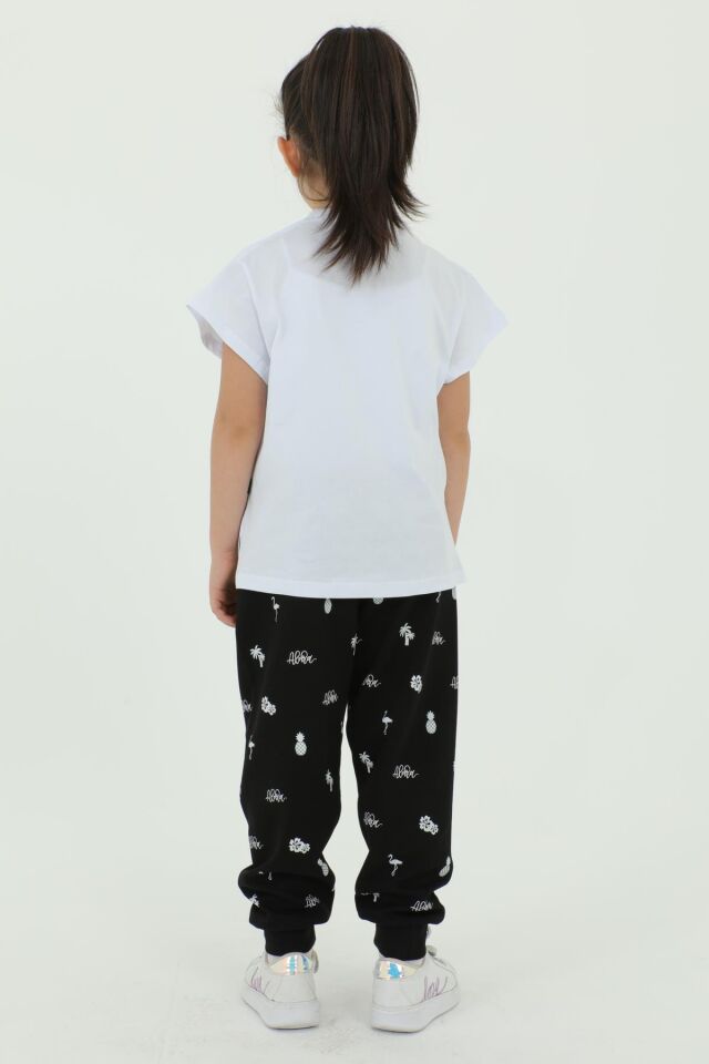 Bisiklet Yaka Kız Çocuk Baskı Detaylı T-Shırt Ve Eşofman Takımı