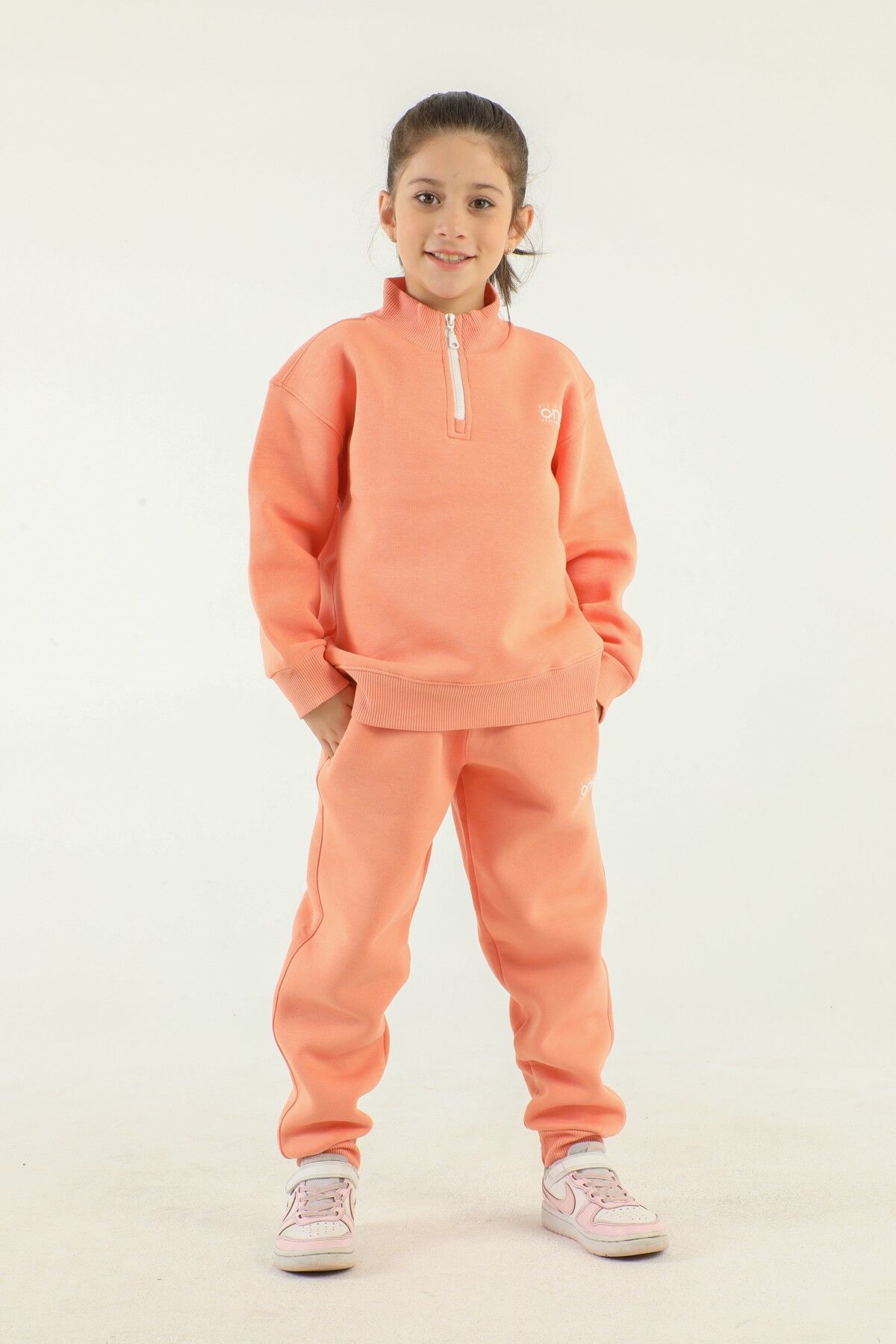 Dik Yaka Baskı Detaylı Eşofman Takım SOMON - 7-8 Yaş