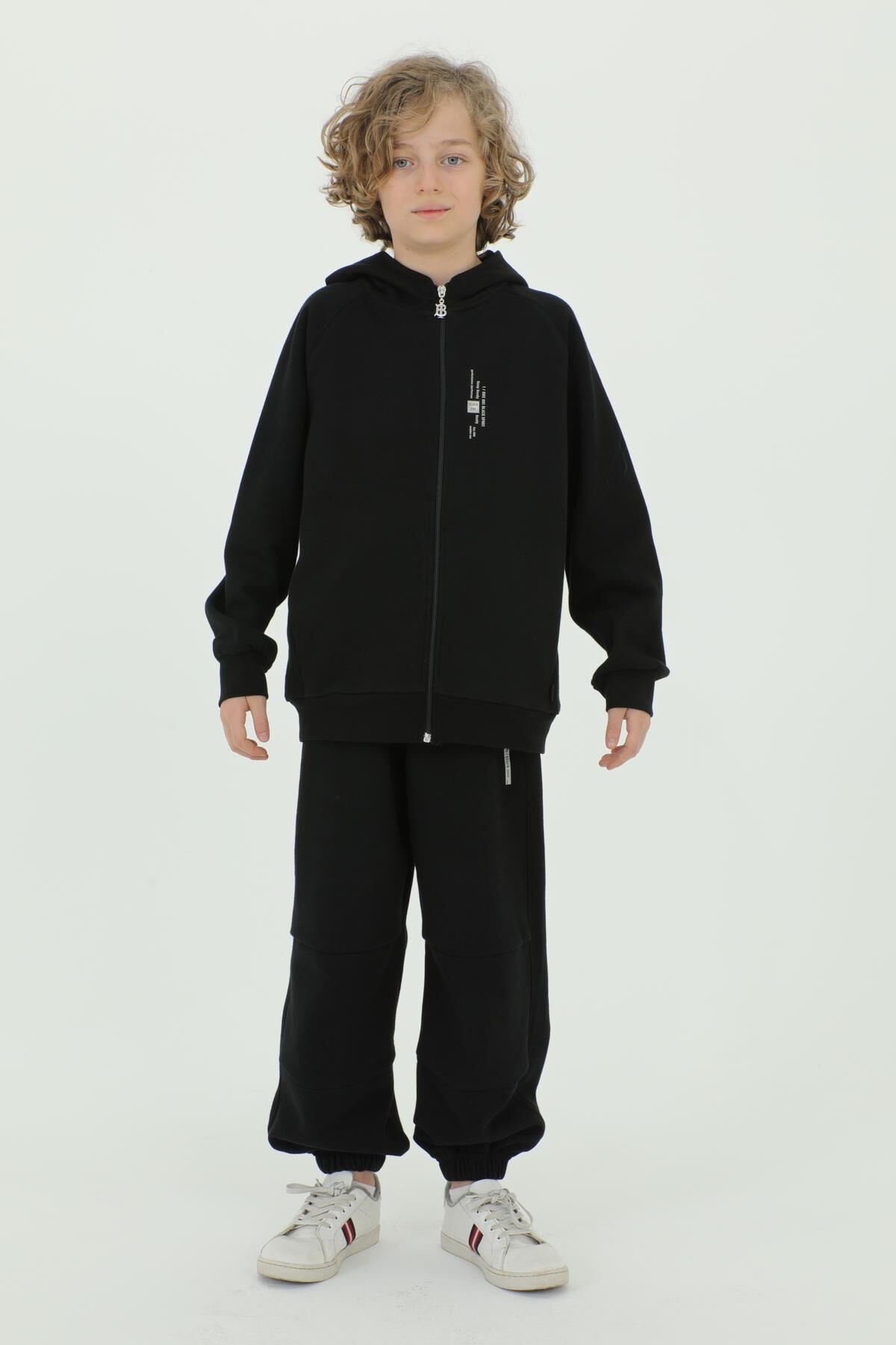 Kapüşonlu Baskı Detaylı Pike Kumaştan Erkek Çocuk Eşofman Takımı