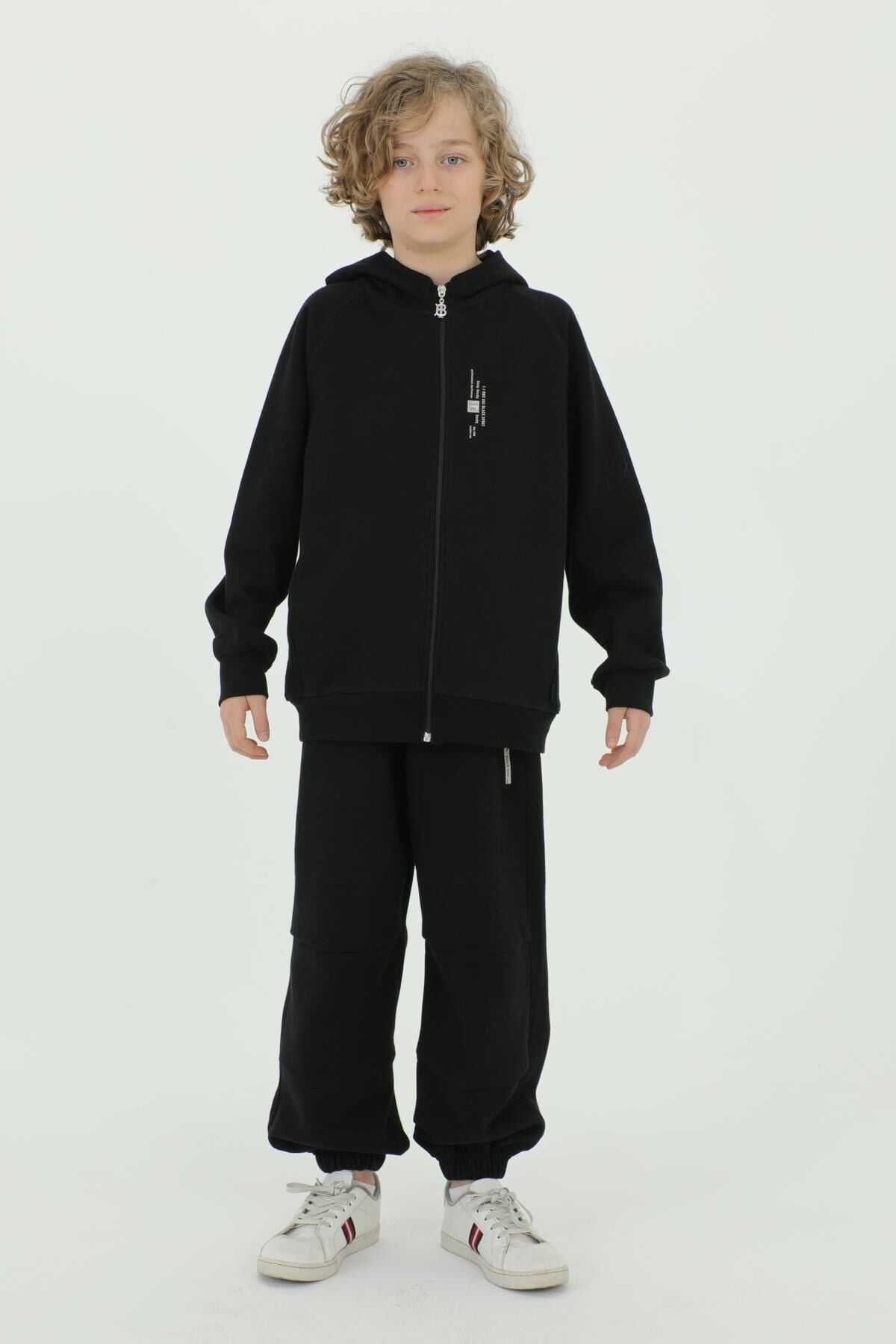 Kapüşonlu Baskı Detaylı Pike Kumaştan Erkek Çocuk Eşofman Takımı