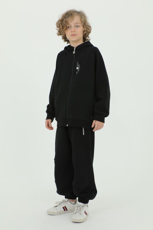 Kapüşonlu Baskı Detaylı Pike Kumaştan Erkek Çocuk Eşofman Takımı